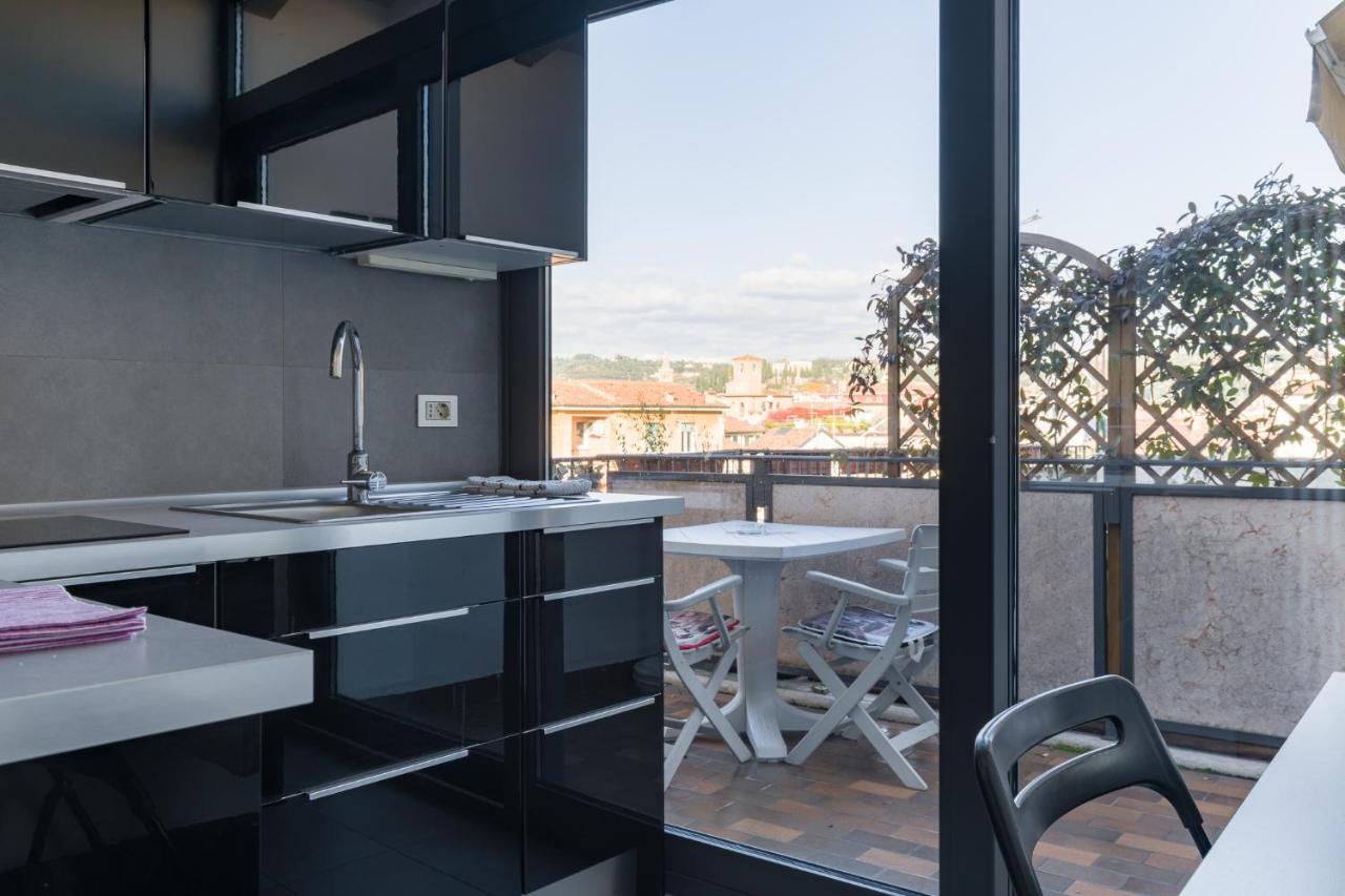 Central Apartment Behind The Arena Verona Exteriör bild